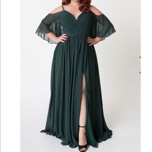 NWT Emerald Prom Dress